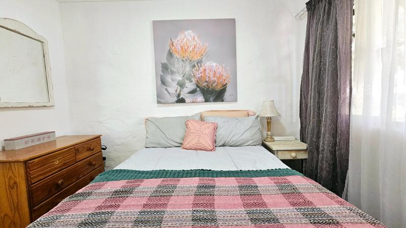 6 Bedroom Property for Sale in Fraaiuitsig Western Cape
